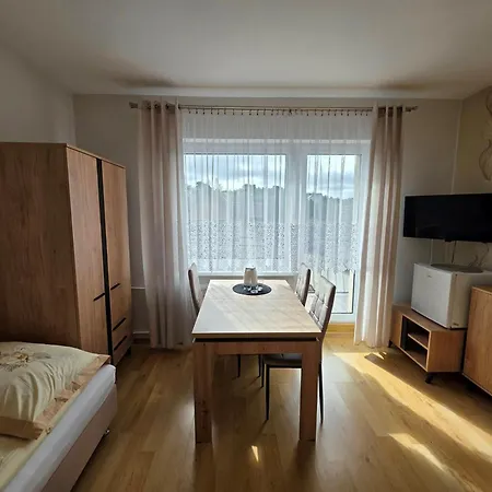 Goscinne Marek 홈스테이